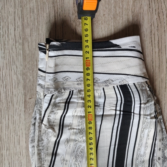 Roberto Cavalli Class Palazzo Pants, made in Italy 🇮🇹 - Picture 4 of 8